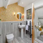 Holiday home Family Retreat *